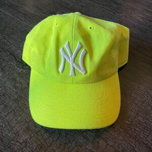 New York Yankees ’47 Brand Neon Yellow Dad Hat | Adjustable Strapback